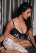 Bathing Time Lavanya Manickam (2025) App Video